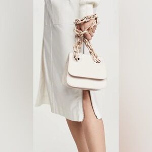 Studio 33 Woke OG Flap bag light pink with tortoiseshell acrylic chain strap